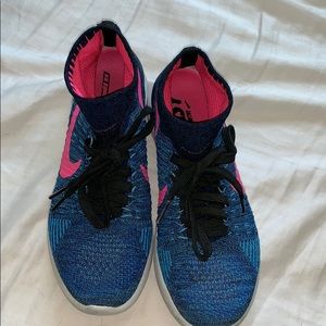 Nike Lunarepic Tennis shoes~ taking offers
